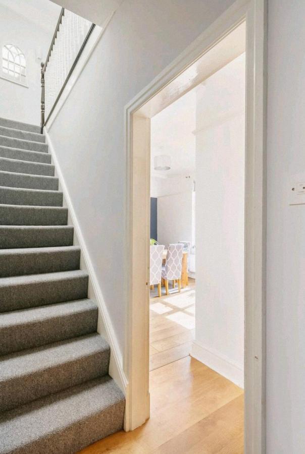 Atrium House Guest House Hazel Grove Εξωτερικό φωτογραφία