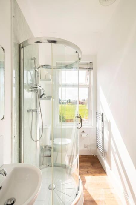 Atrium House Guest House Hazel Grove Εξωτερικό φωτογραφία